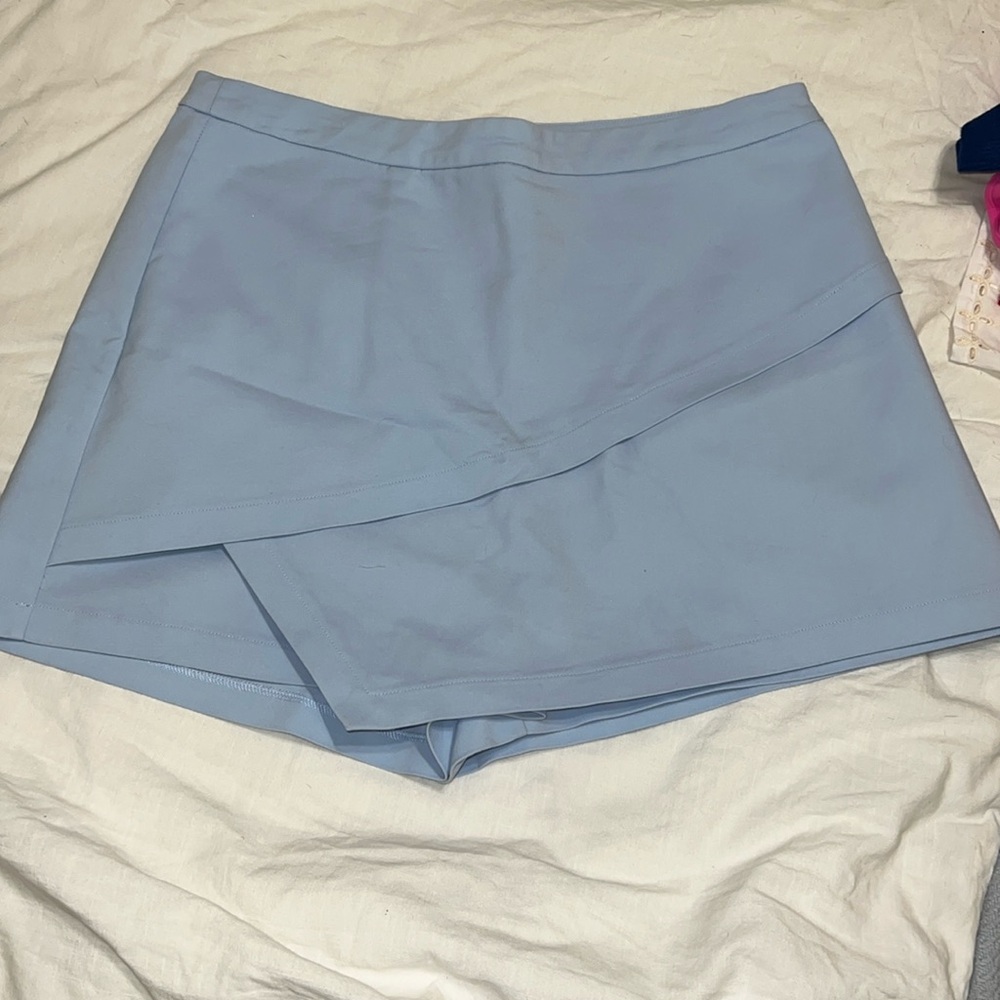 Gianni Bini Baby Blue Skort